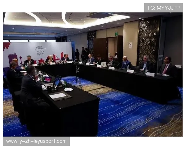 国际乒乓球巡回赛采用智能裁判计分系统，国际乒联巡回赛用球